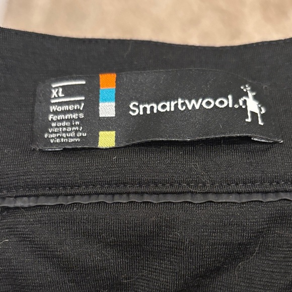 Smartwool Black Quilted Mini Skirt - Picture 2 of 4
